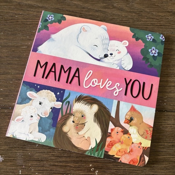 Other - Mama Loves you board hardback book